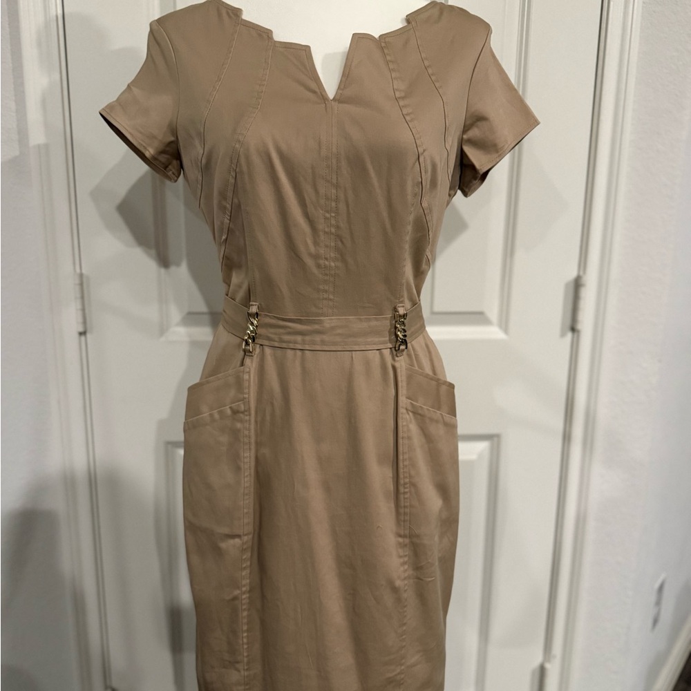 Ellen Tracy Tan Sheath Mini Dress V-Neck